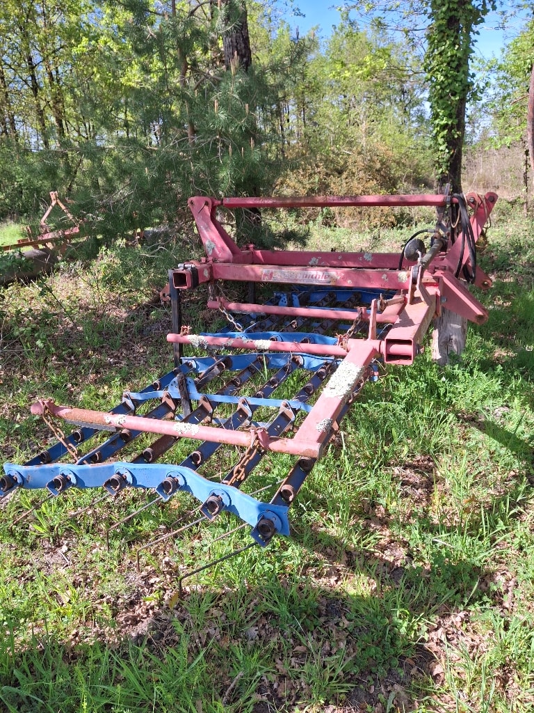 Herse étrille HATZENBICHLER . - photo slide 1