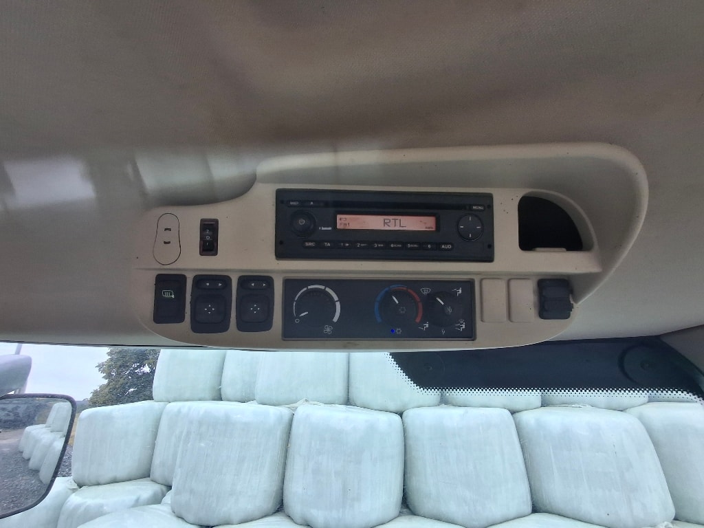 Tracteur chargeur JOHN DEERE 6125R - photo slide 20