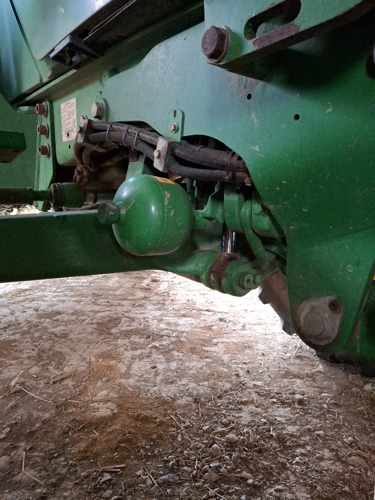 Tracteur chargeur JOHN DEERE 6125R - photo slide 15
