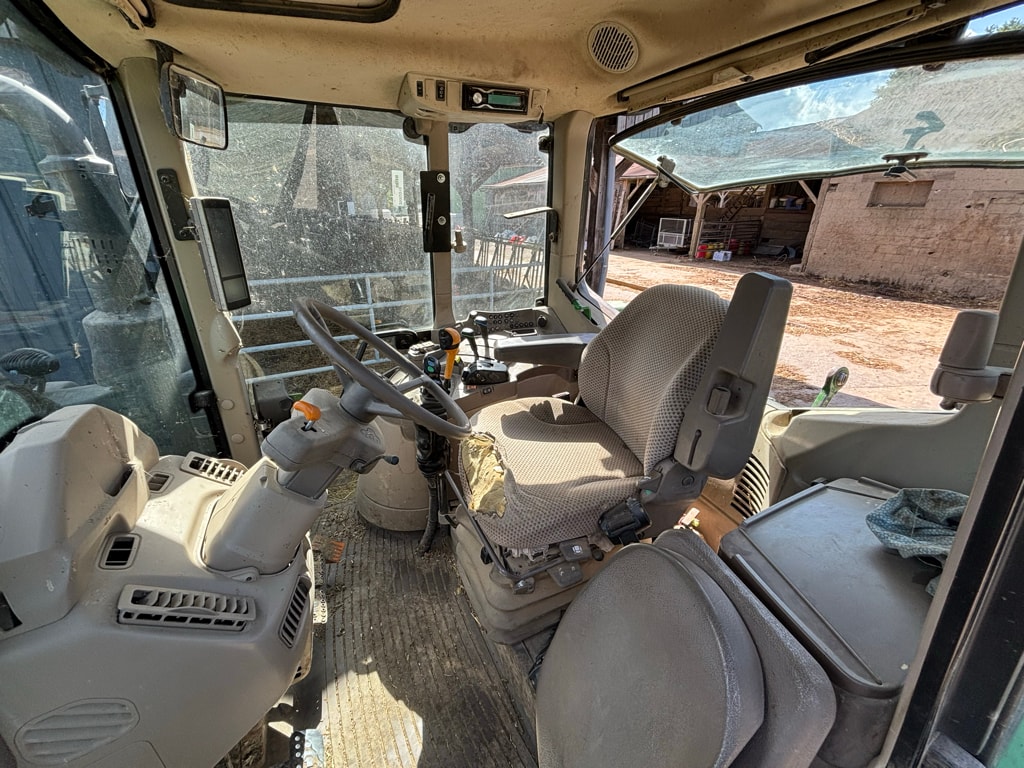 Tracteur JOHN DEERE 6100M - photo slide 12