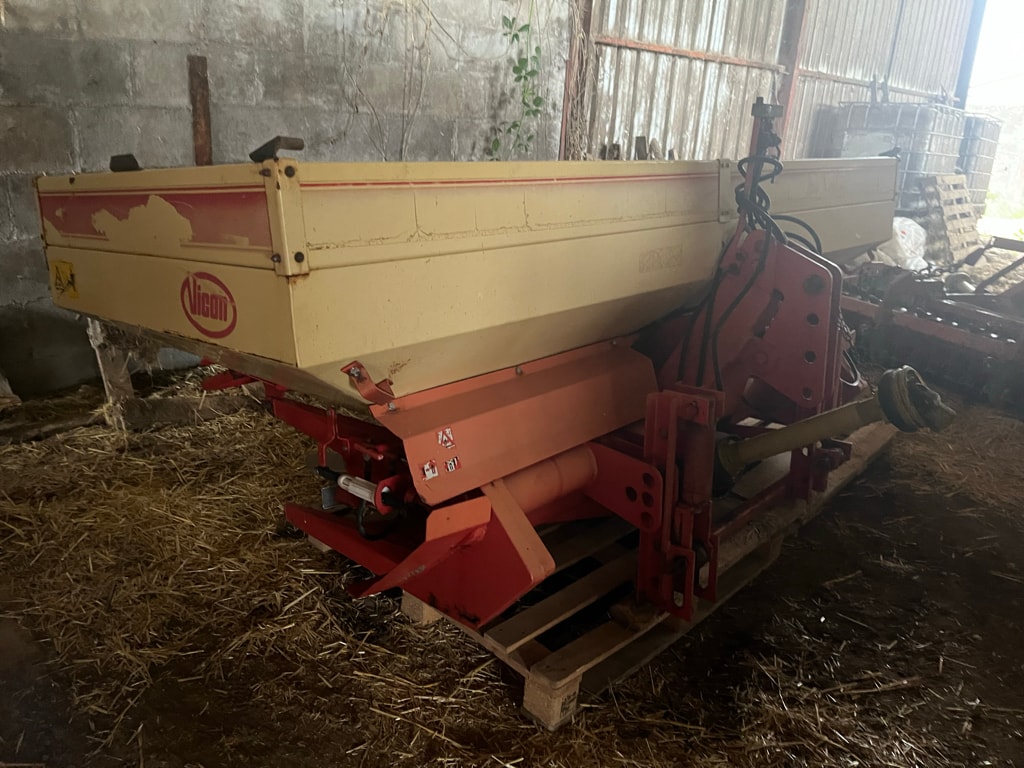 Epandeur engrais VICON ROTALOW BS 1502 - photo slide 4