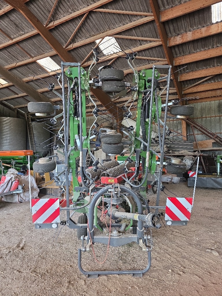 Faneuse FENDT Twister 11010 DN - photo slide 3