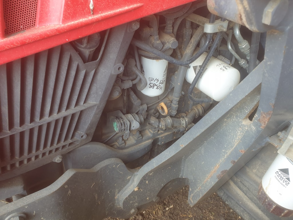 Tracteur MASSEY FERGUSON MF 5610 DYNA-4 - photo slide 6