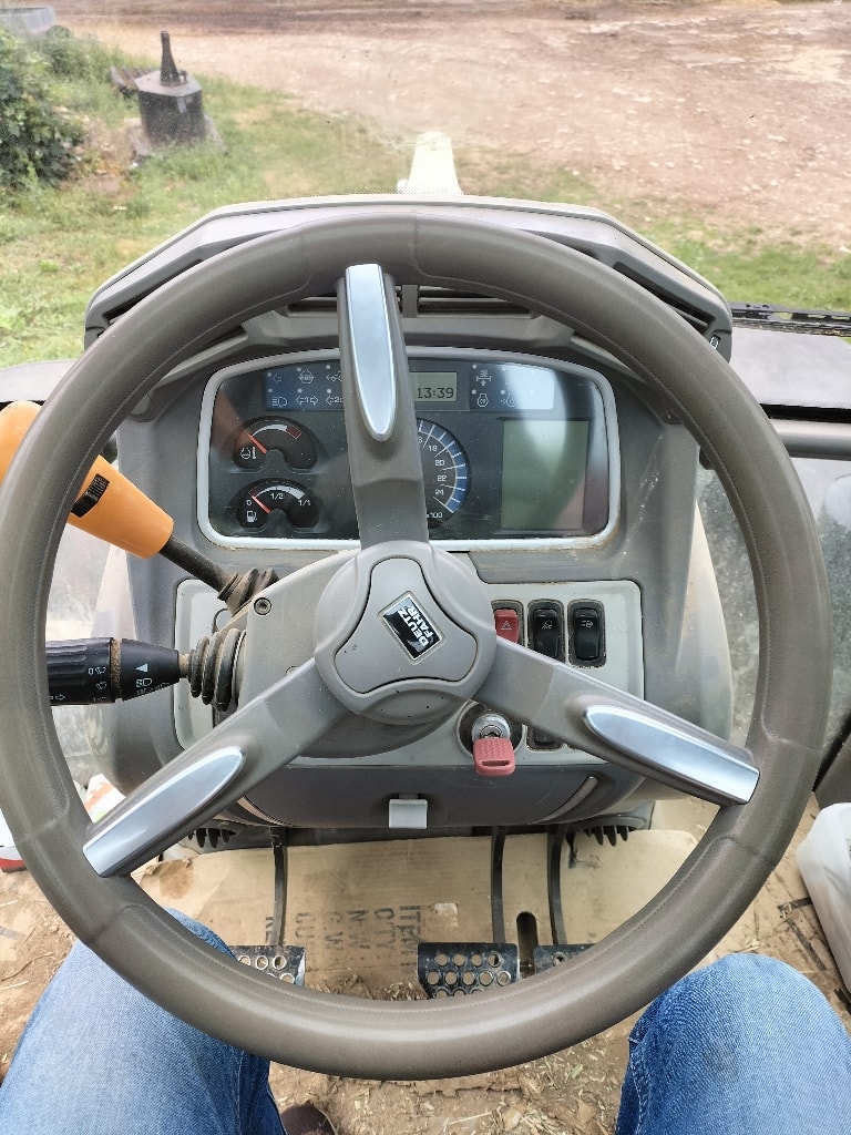 Tracteur DEUTZ FAHR 6210 CSHIFT AGROTRON - photo slide 10