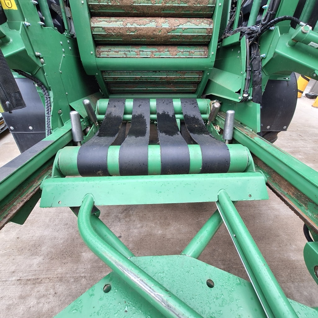 Presse enrubanneuse JOHN DEERE C441r  - photo slide 21