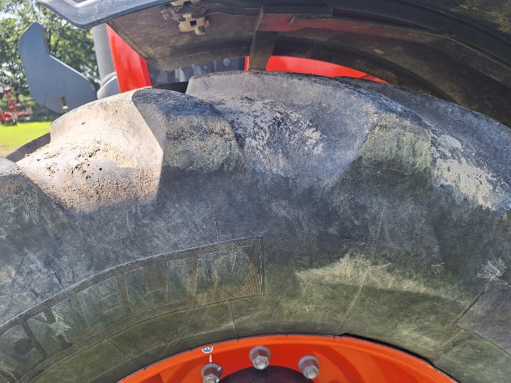 Tracteur KUBOTA M7133 FL - photo slide 6