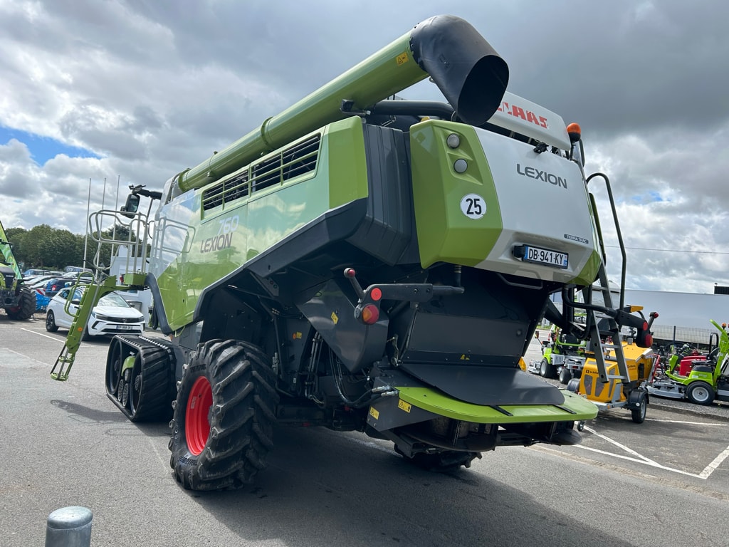 Moissonneuse CLAAS LEXION 760 TERRA TRAC - photo slide 6