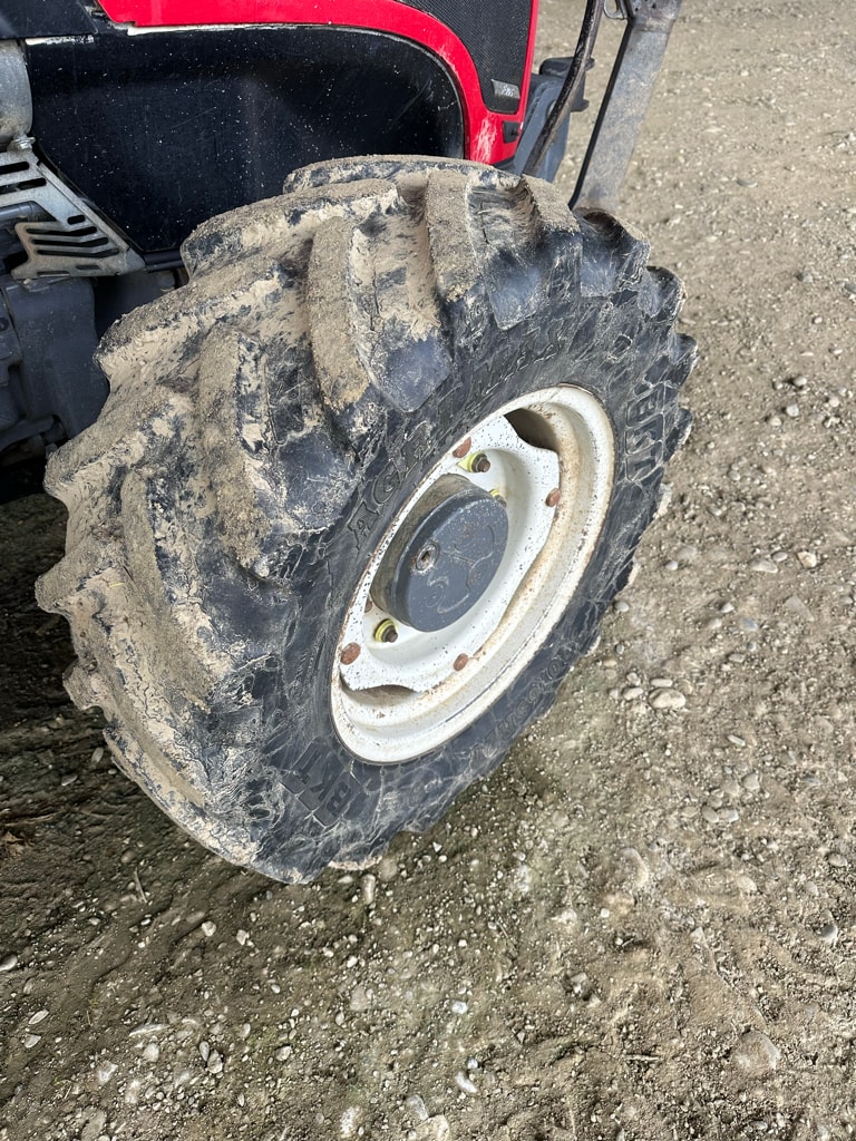 Tracteur fruitier VALTRA F 105 - photo slide 8