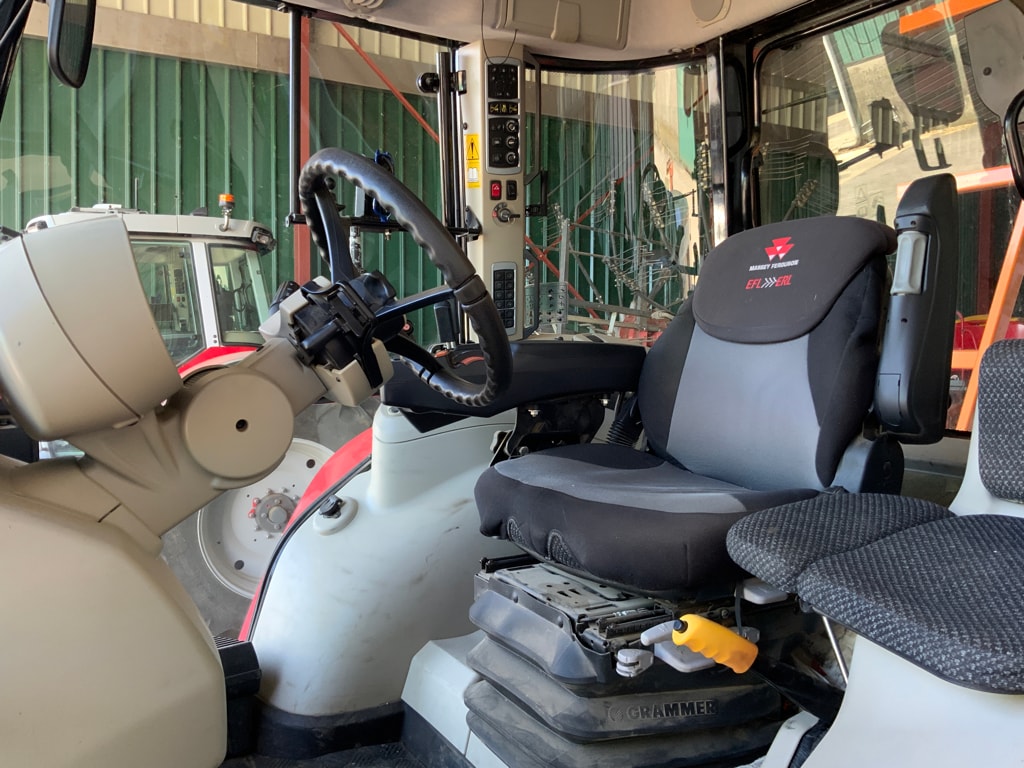 Tracteur MASSEY FERGUSON 7718S DYNA-6 EFFICIENT - photo slide 13
