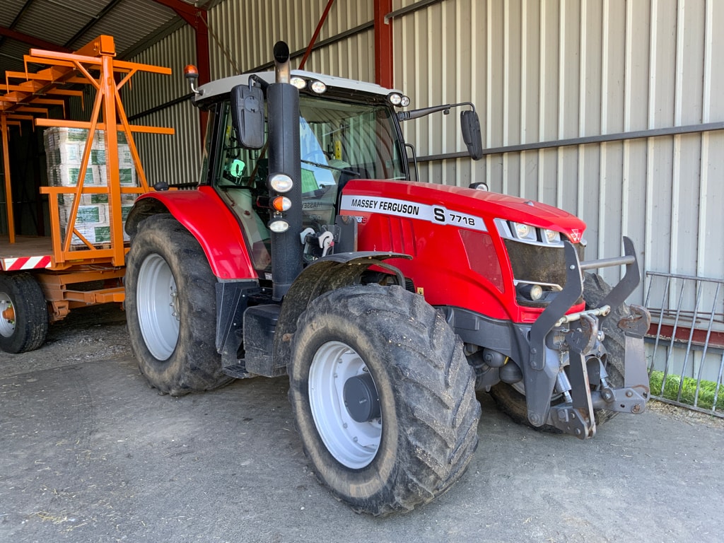Tracteur MASSEY FERGUSON 7718S DYNA-6 EFFICIENT - photo slide 1