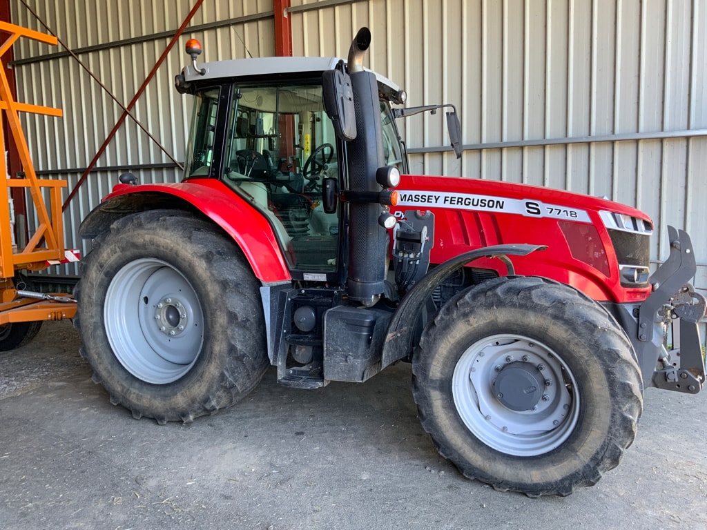 Tracteur MASSEY FERGUSON 7718S DYNA-6 EFFICIENT - photo slide 6