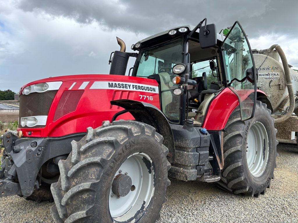 Tracteur MASSEY FERGUSON 7716 DYNA-6 EFFICIENT - photo slide 1