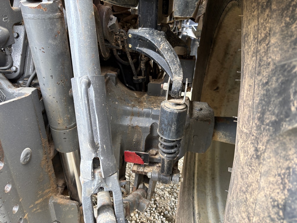 Tracteur MASSEY FERGUSON 7716 DYNA-6 EFFICIENT - photo slide 8