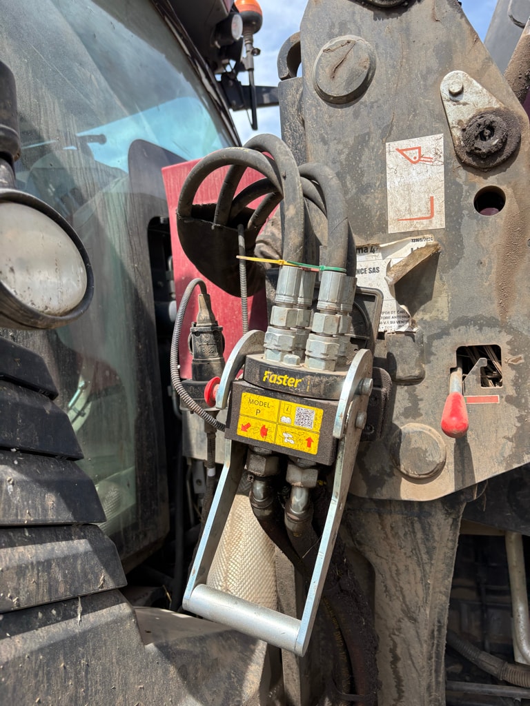 Tracteur chargeur MC CORMICK X7.617 PREMIUM - photo slide 18