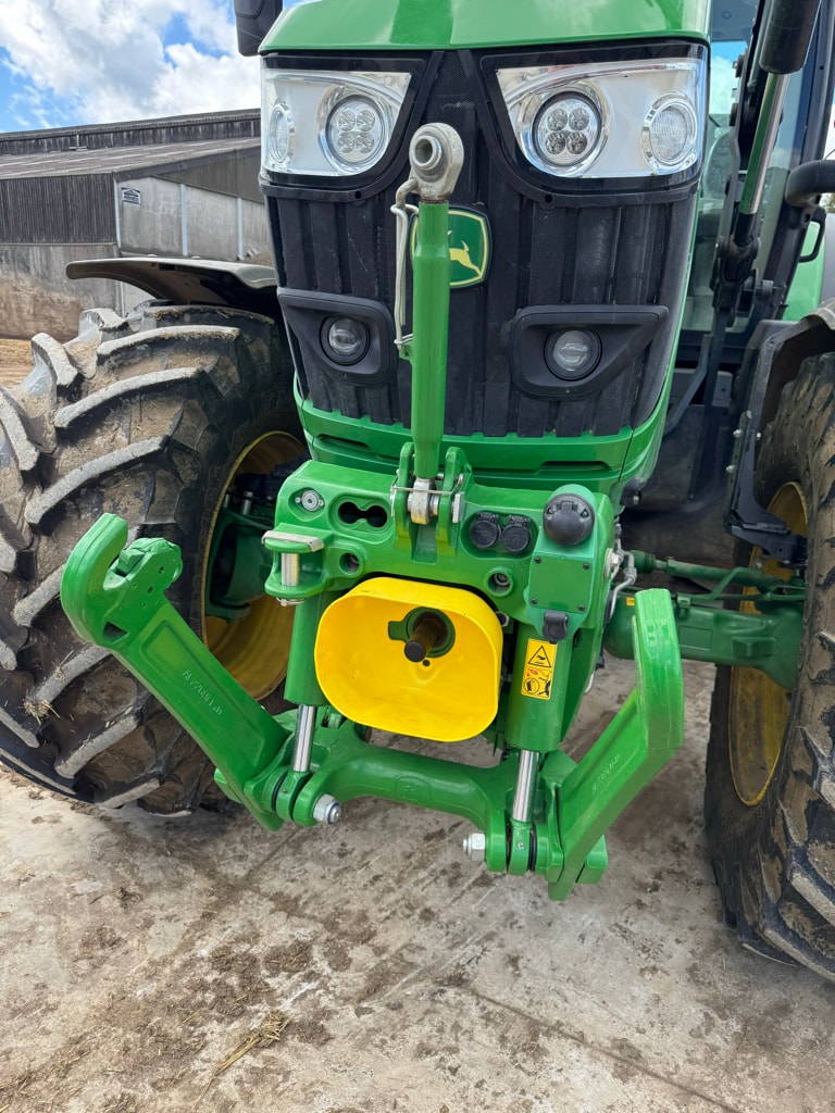 Tracteur JOHN DEERE 6r155 - photo slide 9