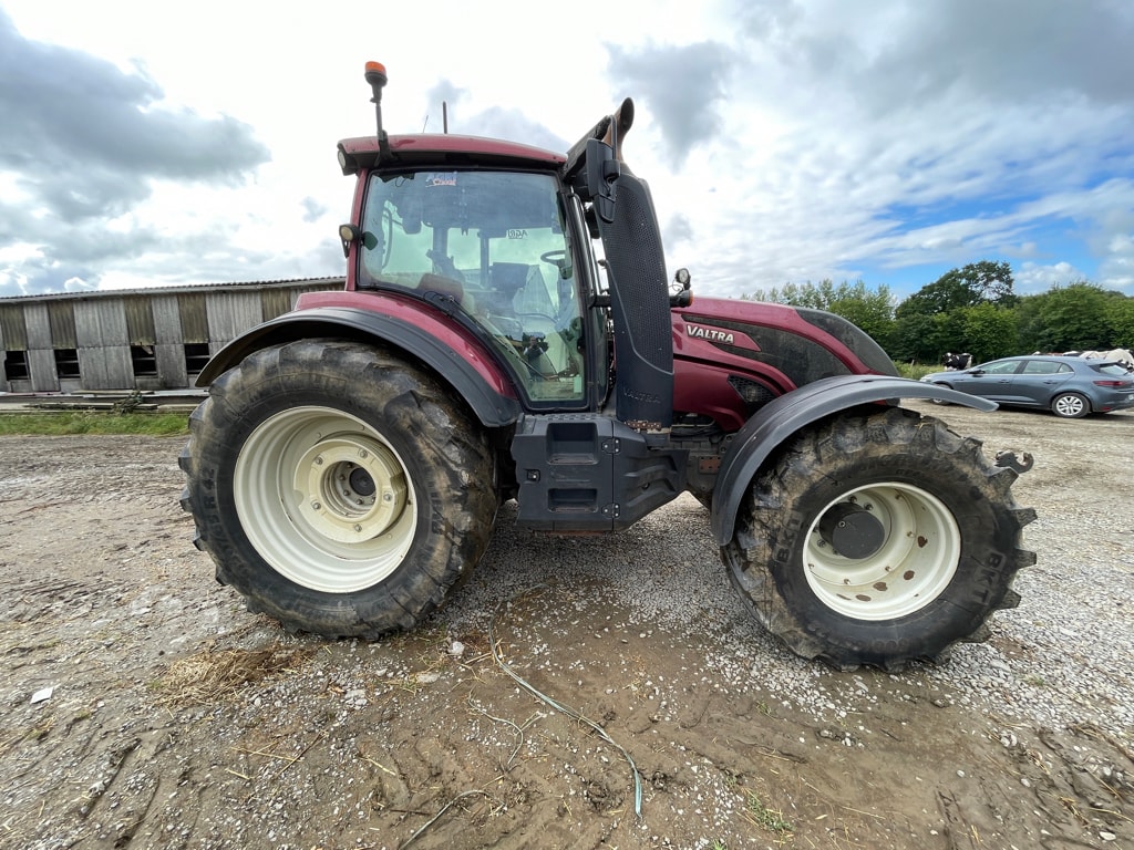 Tracteur VALTRA T254V - photo slide 3