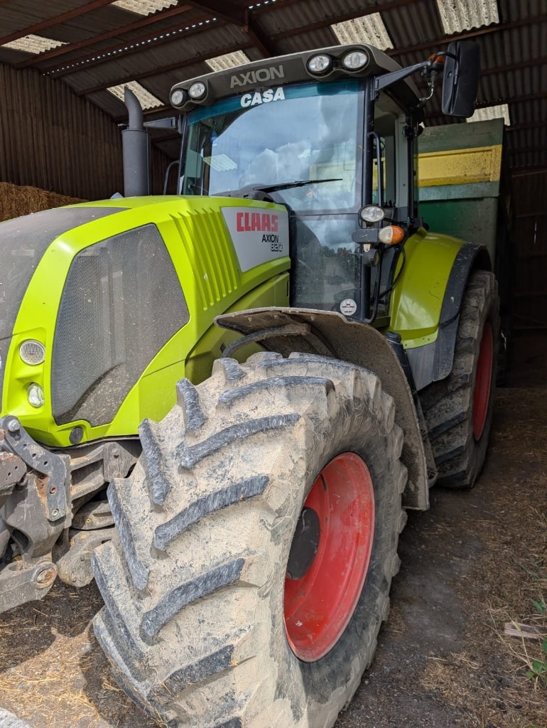 Tracteur CLAAS AXION 820 - photo slide 3