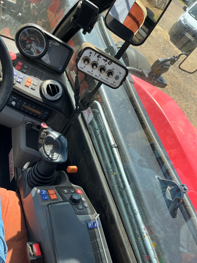 Telescopique MANITOU MLT 741 140 V+ - photo slide 11