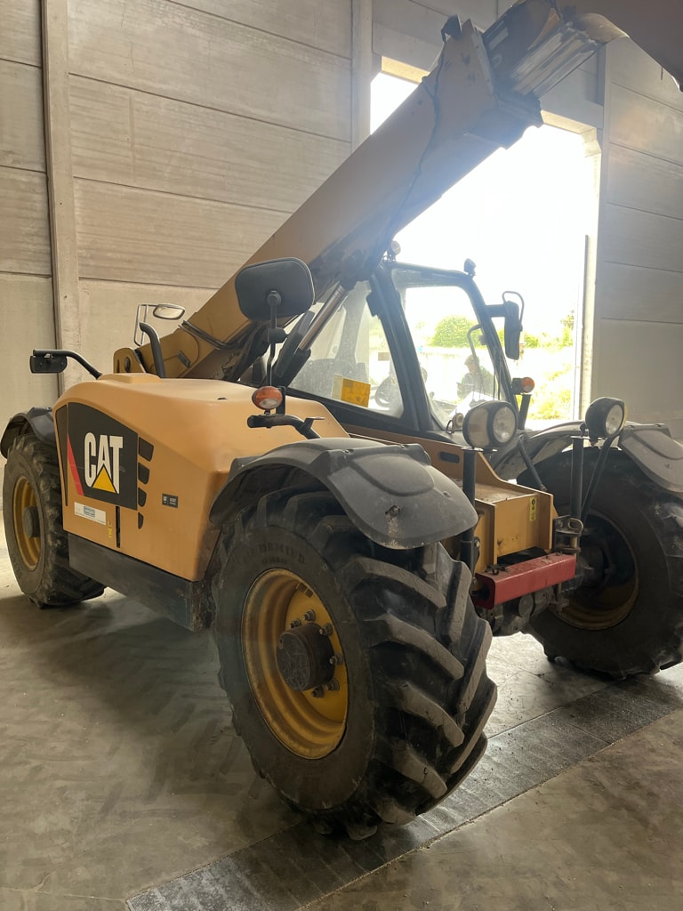Telescopique CATERPILLAR TH 407 - photo slide 2