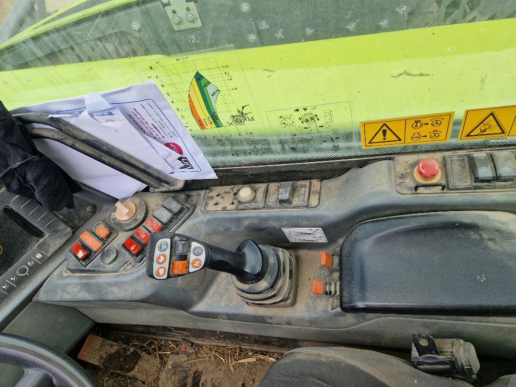 Telescopique CLAAS 736 varipower - photo slide 14
