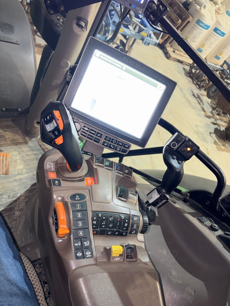 Tracteur JOHN DEERE 6175R Premium - photo slide 7