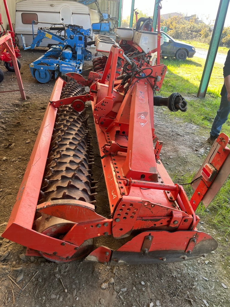 Herse rotative KUHN HR4004 D - photo slide 1