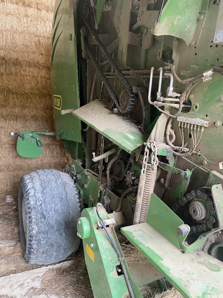 Presse balles rondes KRONE Comprima V150 - photo slide 4