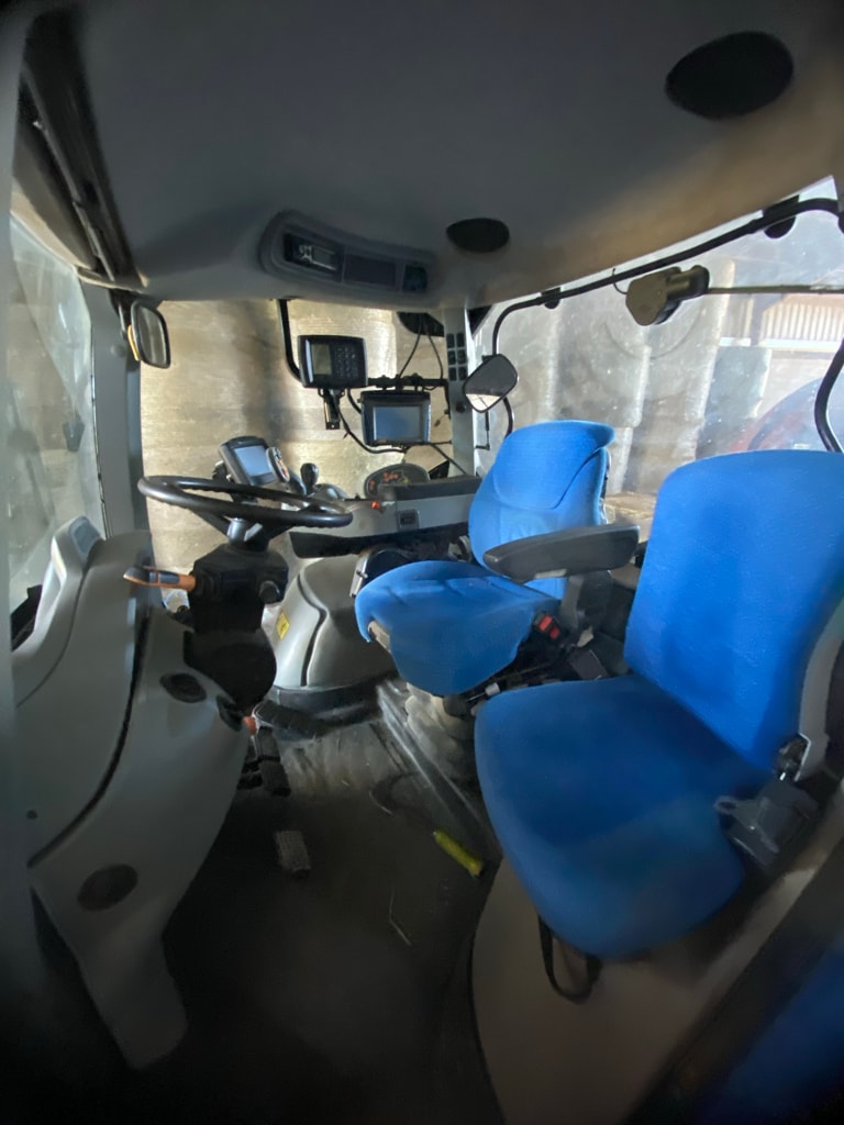 Tracteur NEW HOLLAND T7060 6.7L - photo slide 19