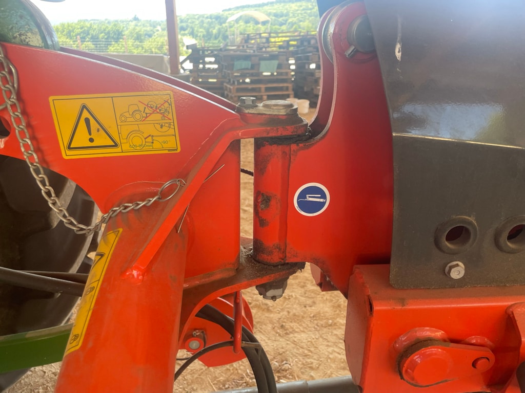 Faneuse KUHN GF 8712 T - photo slide 6