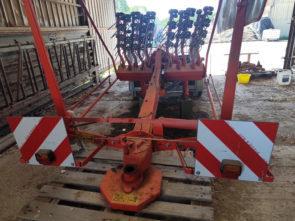 Andaineur KUHN Ga4521gm - photo slide 10