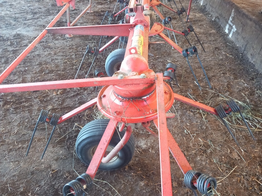 Faneuse KUHN GF 6301 - photo slide 8