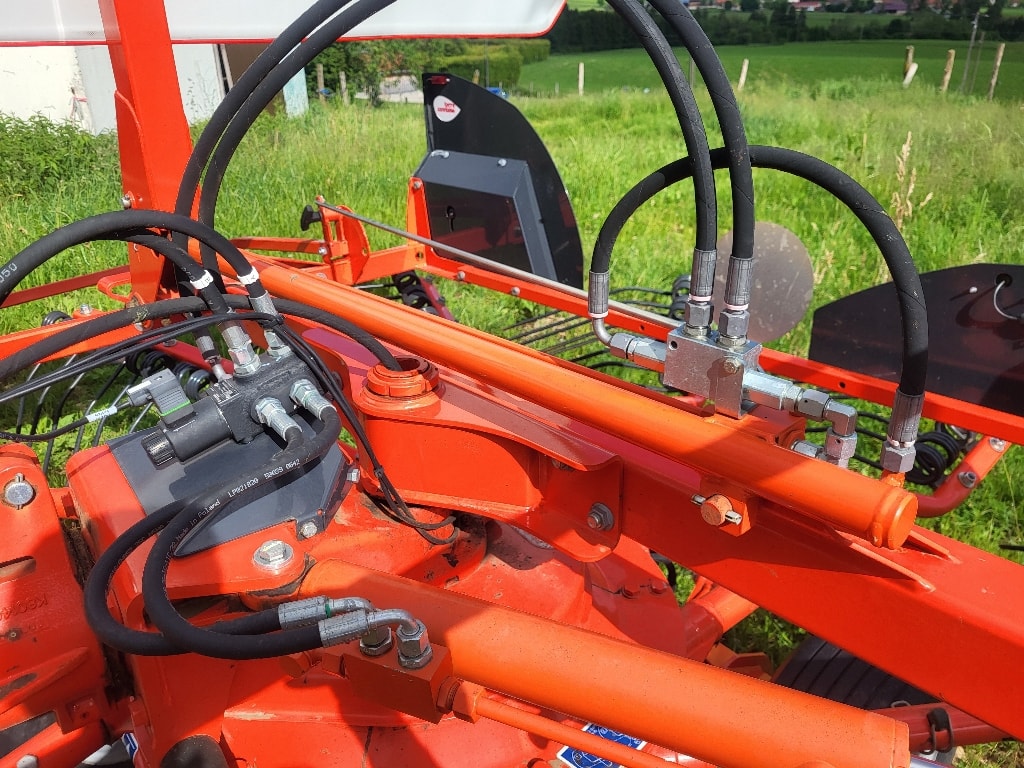 Andaineur KUHN GA6632 - photo slide 12