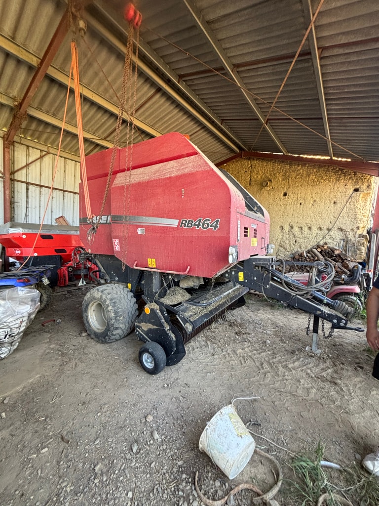 Presse balles rondes CASE IH Rb 464 - photo slide 2