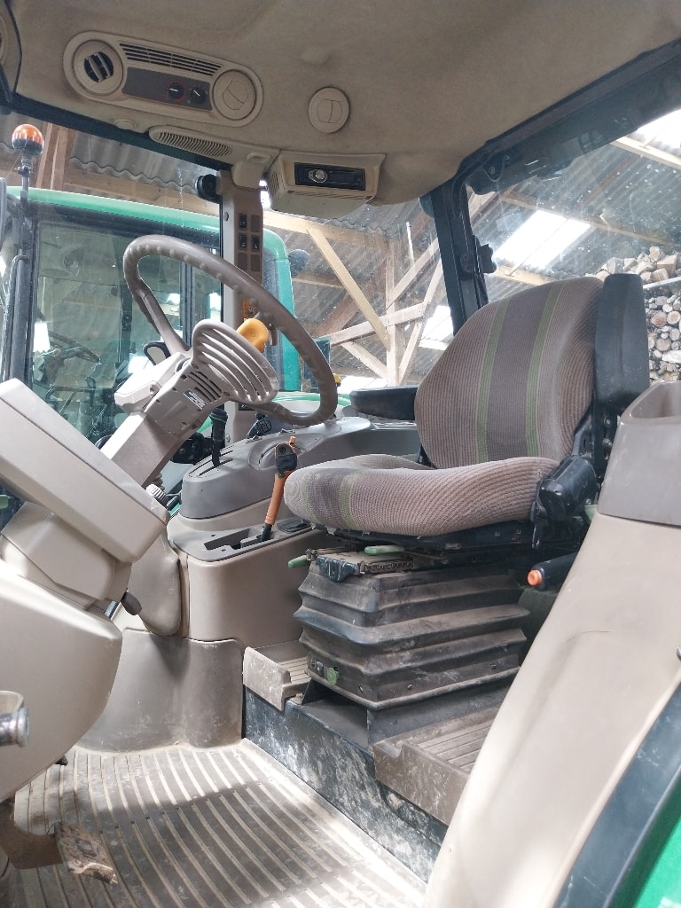 Tracteur chargeur JOHN DEERE 5080R - photo slide 25