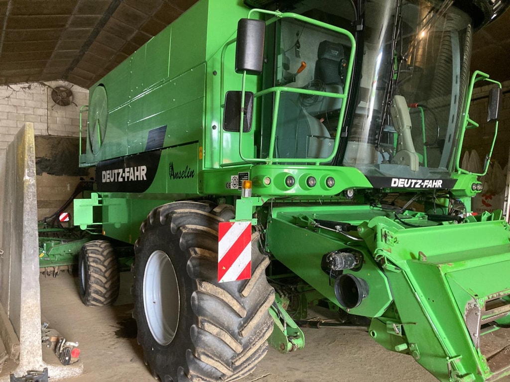 Moissonneuse DEUTZ FAHR 5695 HTS - photo slide 1