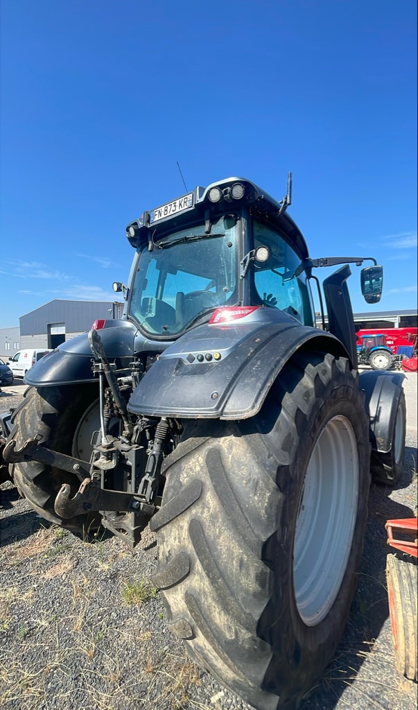 Tracteur VALTRA T234 - photo slide 3