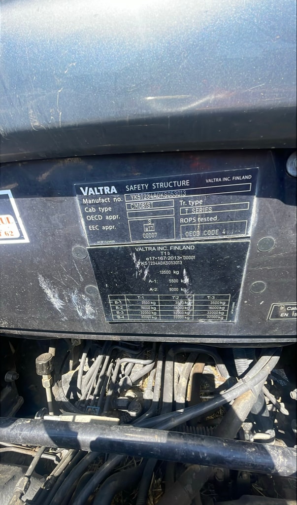 Tracteur VALTRA T234 - photo slide 5