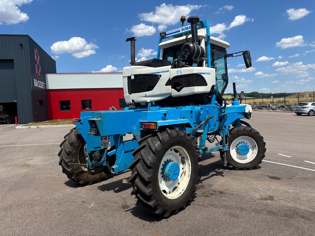 Tracteur enjambeur BOBARD 1096 - photo slide 4