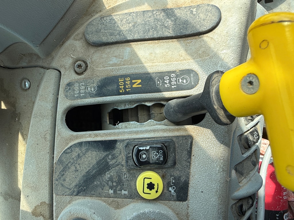Tracteur NEW HOLLAND T7.185 Classic - photo slide 19