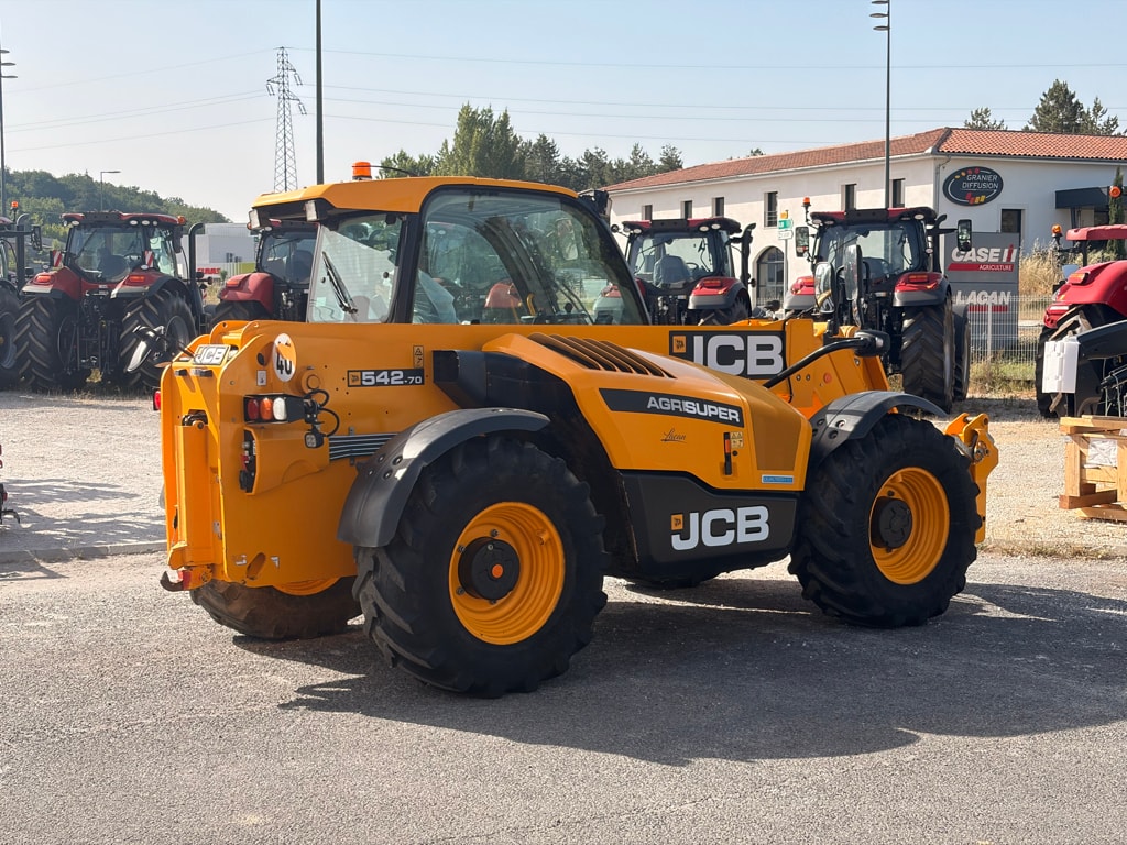 Telescopique JCB 542-70 agri super dtvt - photo slide 3