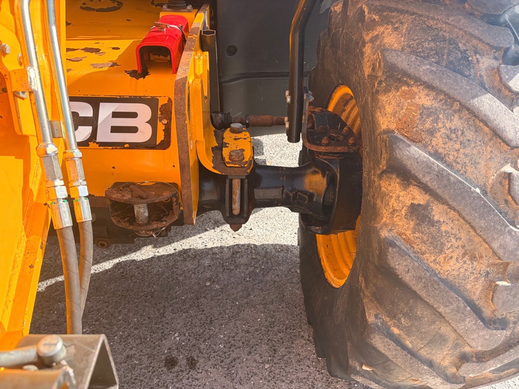 Telescopique JCB 542-70 agri super dtvt - photo slide 11