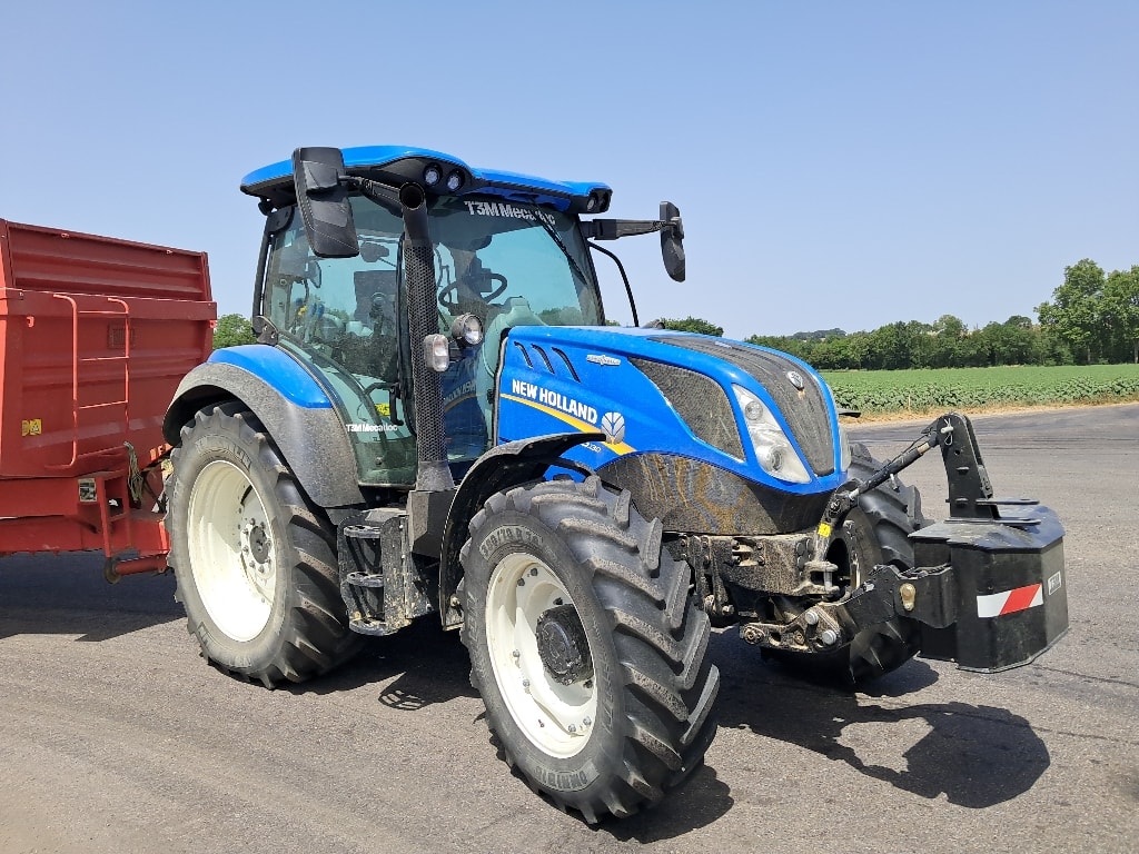 Tracteur NEW HOLLAND T5.130 - photo slide 1