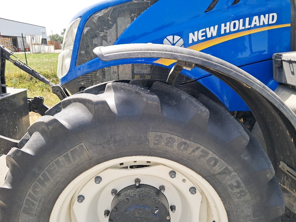 Tracteur NEW HOLLAND T5.130 - photo slide 7