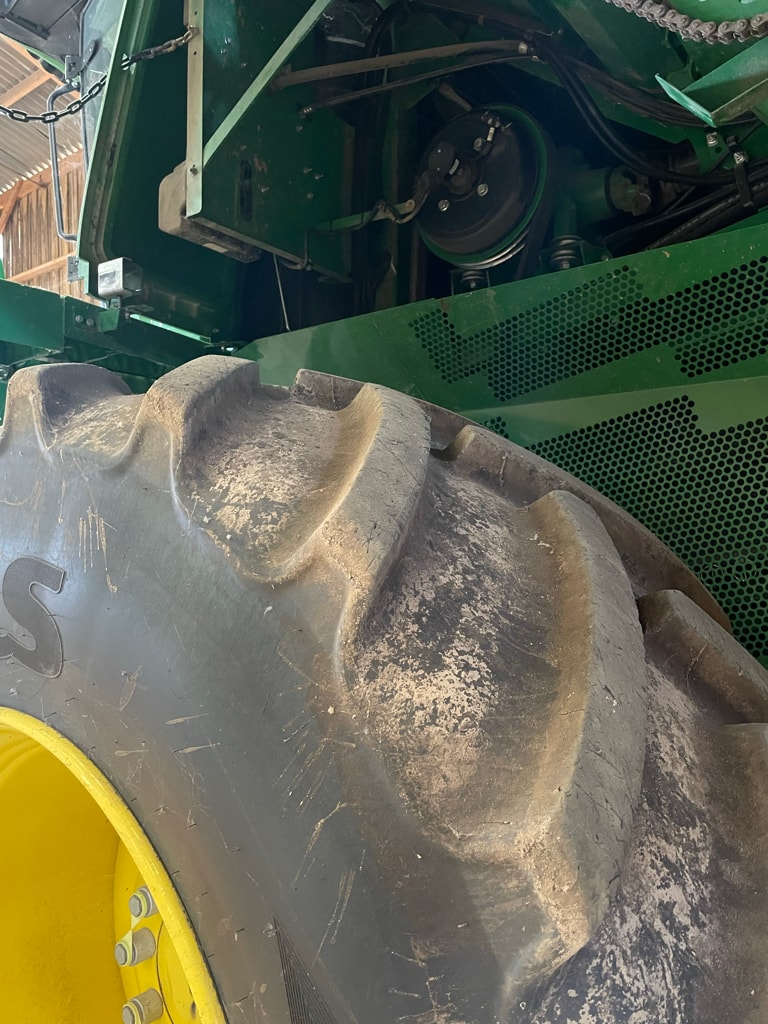 Moissonneuse JOHN DEERE S770i - photo slide 4