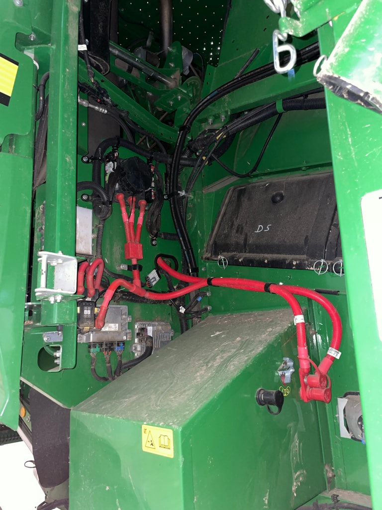 Moissonneuse JOHN DEERE S770i - photo slide 15