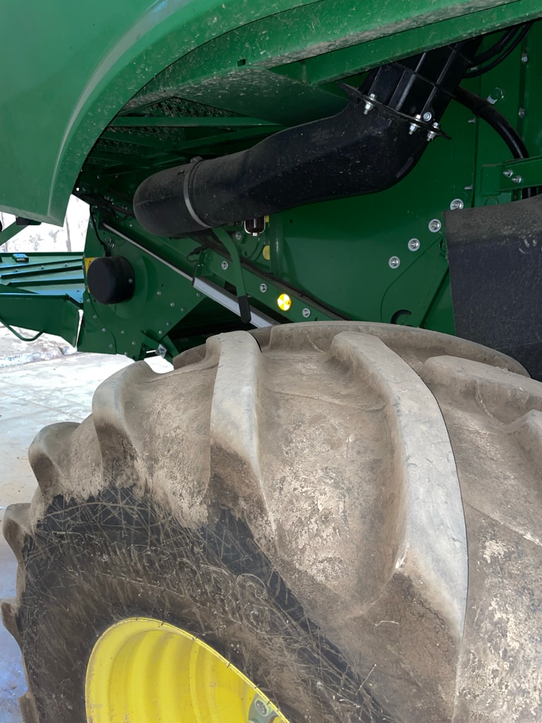 Moissonneuse JOHN DEERE S770i - photo slide 17