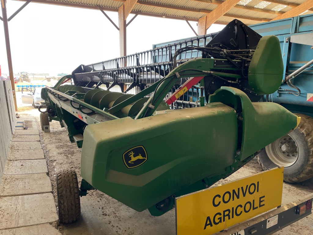 Moissonneuse JOHN DEERE S770i - photo slide 29