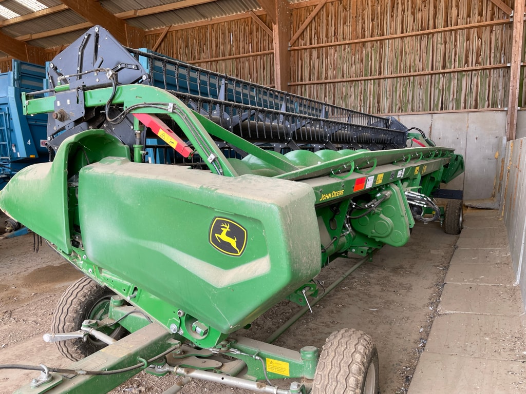 Moissonneuse JOHN DEERE S770i - photo slide 33