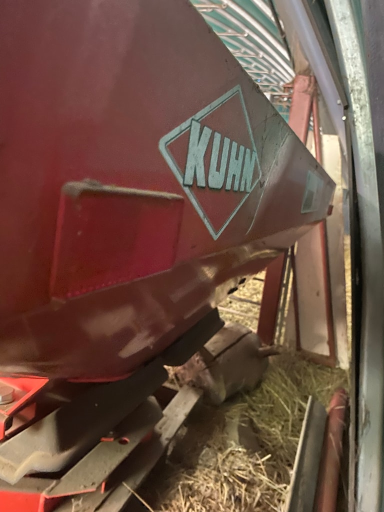 Epandeur engrais KUHN MDS 19.1 M - photo slide 9