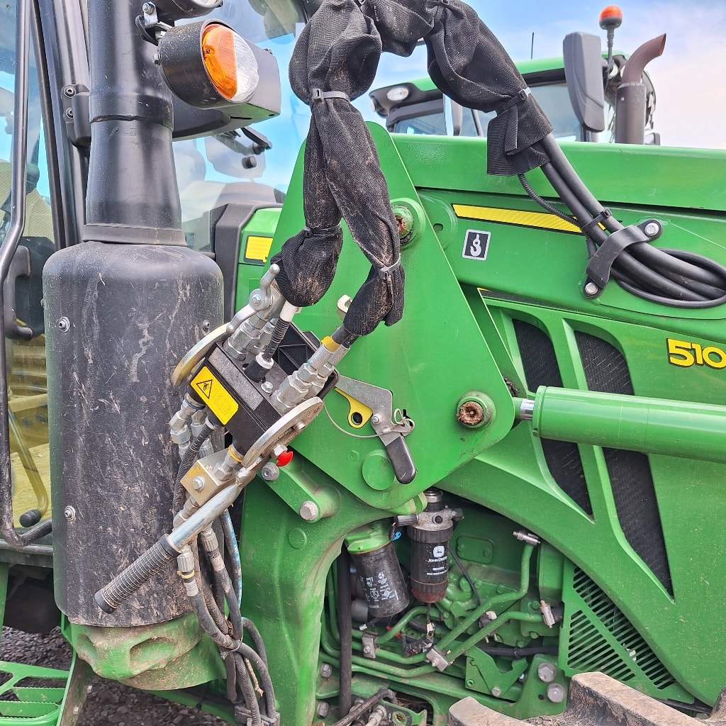 Tracteur chargeur JOHN DEERE 5100M - photo slide 15